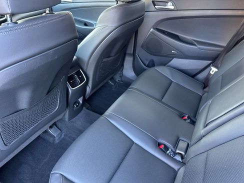 Used 2021 Hyundai Tucson Limited image 13