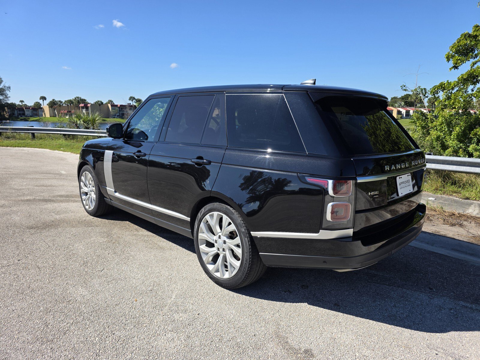Used 2022 Land Rover Range Rover Westminster Edition AWD/4WD image 2