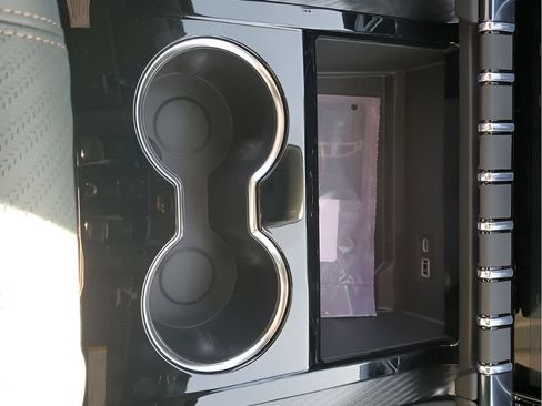 New 2026 GMC Yukon AT4 image 42