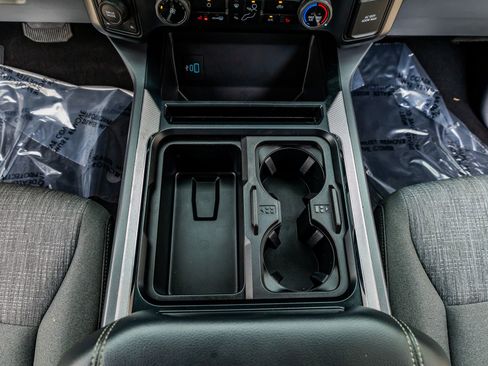 Used 2025 Ford F350 XLT w/ Black Appearance Package image 29