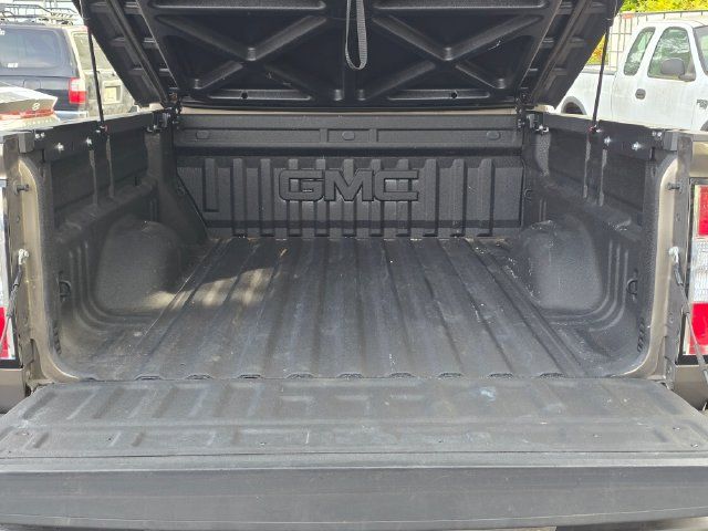 Used 2016 GMC Canyon SLT w/ Driver Alert Package AWD/4WD image 14