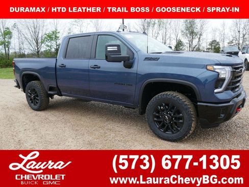 New 2026 Chevrolet Silverado 2500 LT w/ Trail Boss Package AWD/4WD image 1