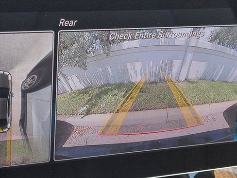 Used 2021 Mercedes-Benz C 300 4MATIC Sedan image 7
