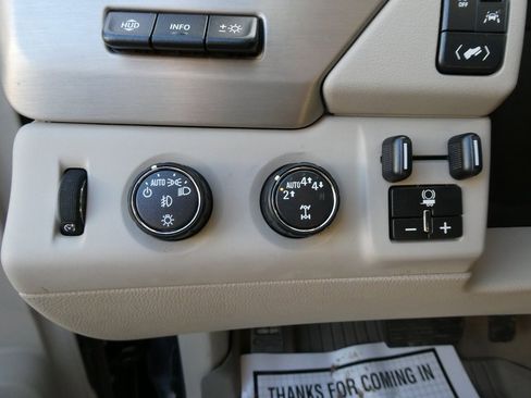 Used 2019 GMC Yukon XL Denali w/ Open Road Package image 31