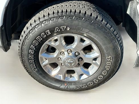 Used 2024 RAM 2500 Laramie image 11