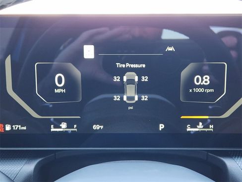 New 2025 Kia K4 GT-Line image 11