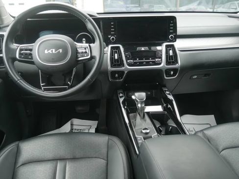 Used 2023 Kia Sorento SX AWD/4WD image 47