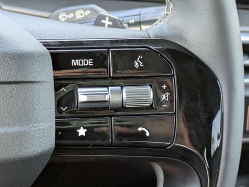 New 2026 Kia Sorento SX Prestige AWD/4WD image 36