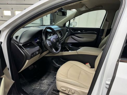 Used 2020 Buick Enclave Essence w/ Sound and Sites Package image 15