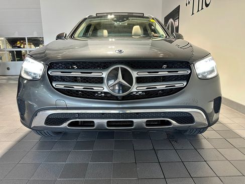 Used 2020 Mercedes-Benz GLC 300 4MATIC image 2