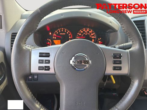 Used 2016 Nissan Frontier SV w/ SV Value Truck Package AWD/4WD image 14