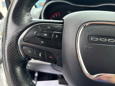 Used 2019 Dodge Durango SXT w/ 3rd Row Seating Group AWD/4WD image 14