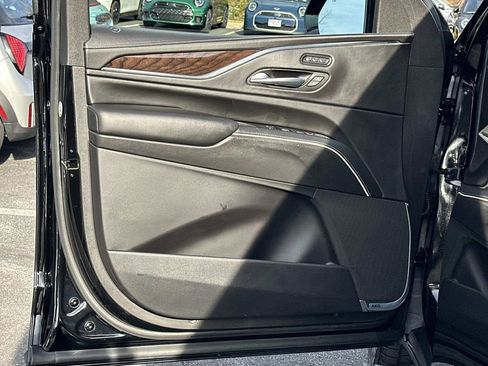 Used 2023 Cadillac Escalade Sport Platinum w/ LPO, ONYX Package image 22