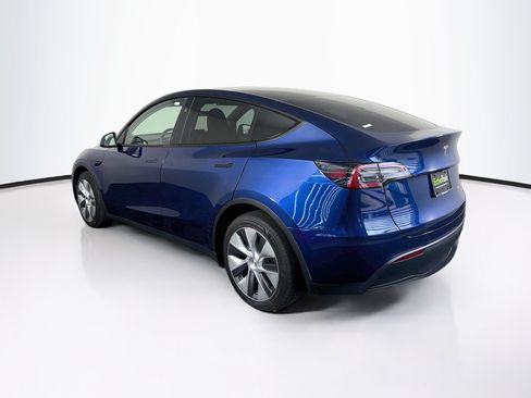 Used 2024 Tesla Model Y Long Range AWD/4WD image 5