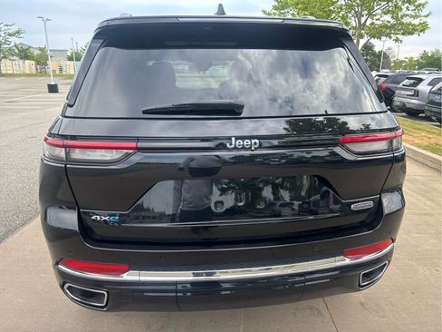 Used 2022 Jeep Grand Cherokee Overland AWD/4WD image 7