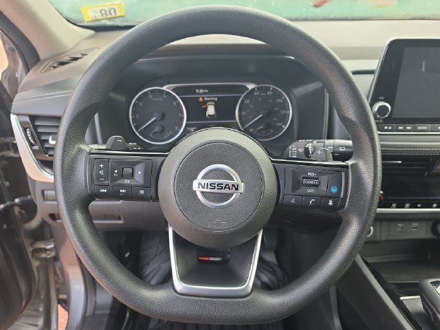Used 2021 Nissan Rogue SV AWD/4WD image 14