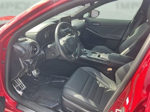 Used 2024 Lexus IS 500 image 9