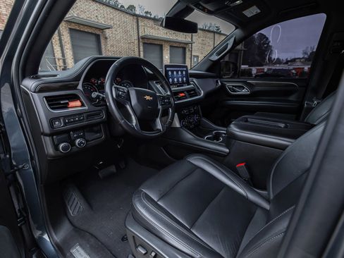 Used 2021 Chevrolet Tahoe LT image 17