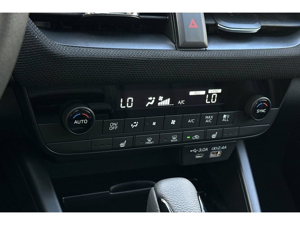 New 2026 Subaru Outback Limited AWD/4WD image 21