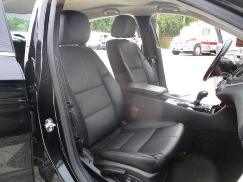 Used 2017 Chevrolet Impala LT FWD image 20