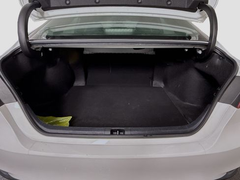 Used 2023 Toyota Camry LE image 34