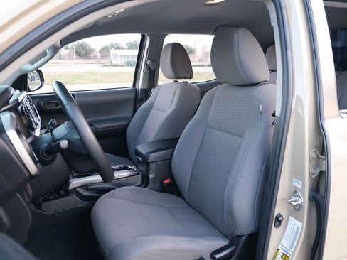 Used 2019 Toyota Tacoma SR5 image 15