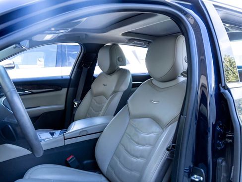 Used 2016 Cadillac CT6 Luxury image 13