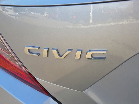 Certified 2020 Honda Civic Sport image 30
