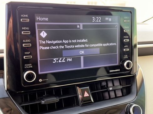 Used 2021 Toyota Corolla LE FWD image 23