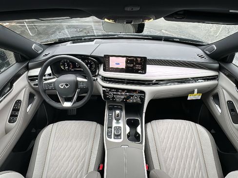 New 2026 INFINITI QX60 Autograph w/ Dark Cargo Package image 12