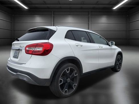Used 2020 Mercedes-Benz GLA 250 4MATIC image 8