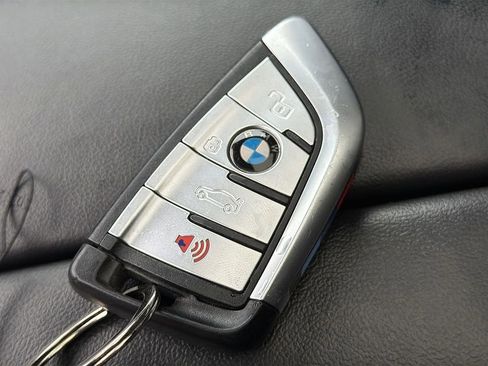 Used 2023 BMW X5 M50i w/ Executive Package image 28