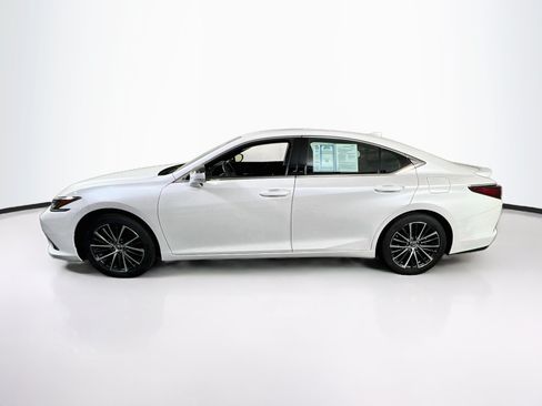 Used 2024 Lexus ES 350 w/ Premium Package FWD image 8