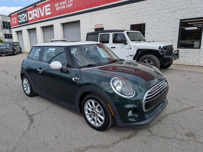 Used 2019 MINI Cooper 2-Door Hardtop w/ Signature Upholstery Package