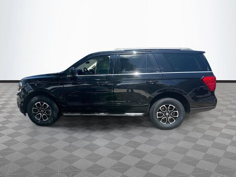 Used 2023 Ford Expedition XLT RWD image 9