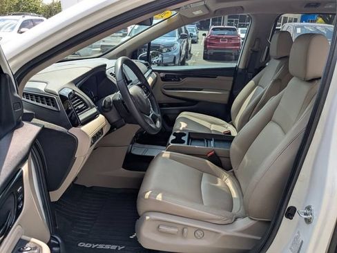 Certified 2023 Honda Odyssey Touring image 27