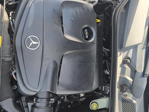 Used 2014 Mercedes-Benz CLA 250 w/ Premium 1 Package image 33