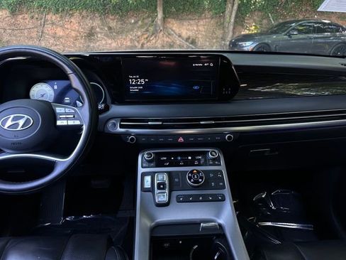 Used 2023 Hyundai Palisade Calligraphy image 15