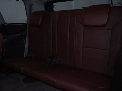 Used 2015 Chevrolet Tahoe LTZ AWD/4WD image 17