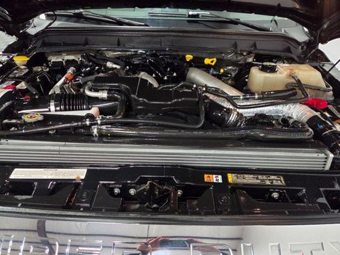 Used 2014 Ford F250 Lariat w/ Lariat Ultimate Package AWD/4WD image 95