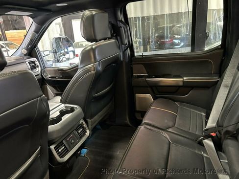 Used 2023 Ford F250 Platinum AWD/4WD image 18