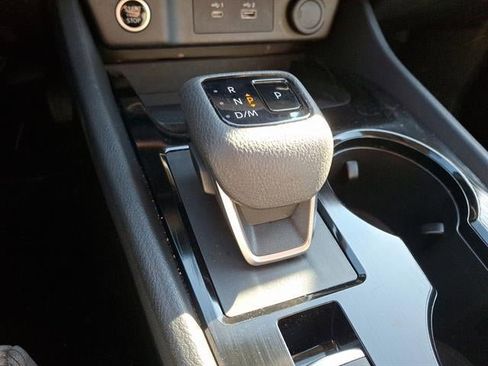 Certified 2023 Nissan Rogue SV image 15