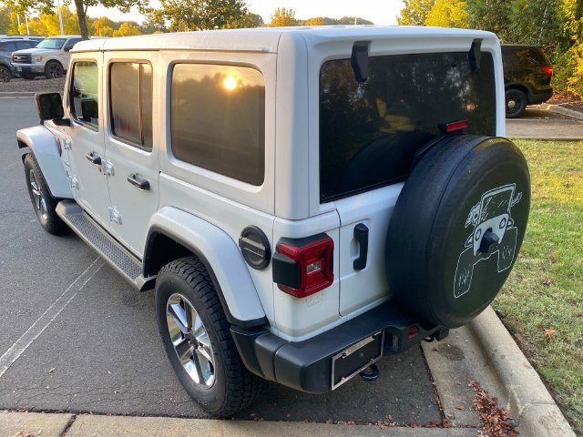 Used 2022 Jeep Wrangler Unlimited Sahara w/ LED Lighting Group AWD/4WD image 32