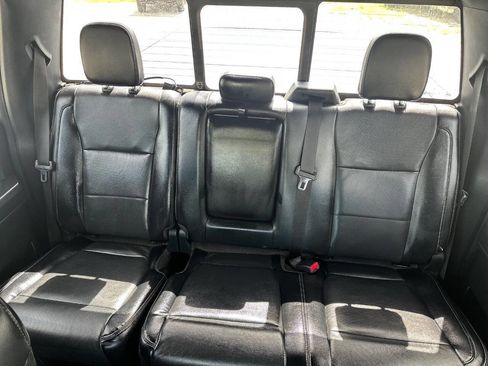 Used 2015 Ford F150 Lariat w/ Equipment Group 502A Luxury image 35