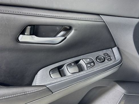 Used 2023 Nissan Sentra SV image 14