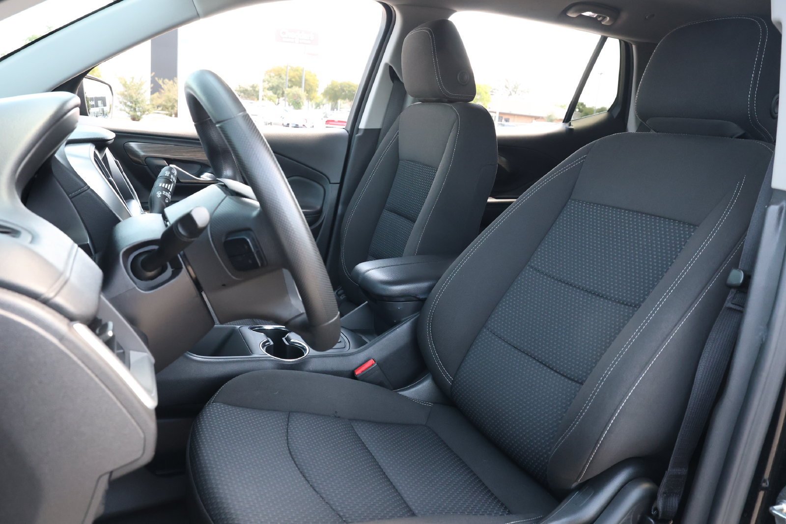 Used 2024 GMC Terrain SLE AWD/4WD image 26