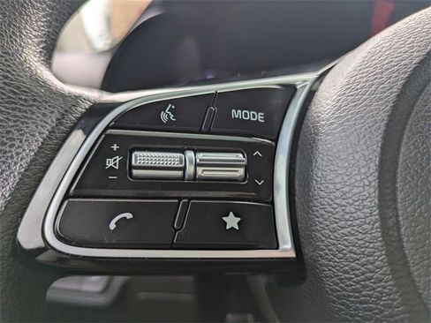 Used 2023 Kia Forte LXS w/ LXS Technology Package image 23