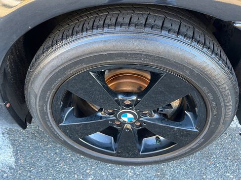 Used 2007 BMW 525xi Sedan image 25