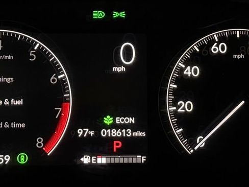 Used 2024 Honda HR-V Sport image 17