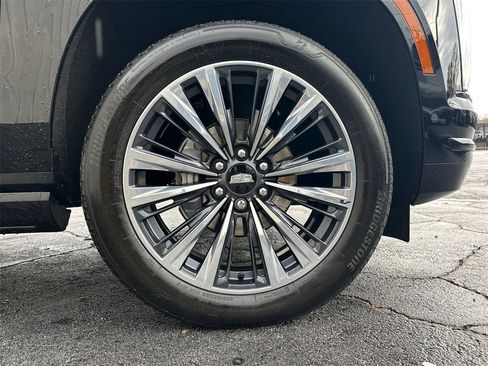 Used 2025 Cadillac Escalade Sport Platinum image 12